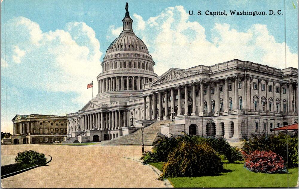 U. S. Capitol in Washington DC Vintage Postcard SP17-15